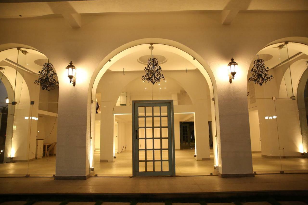 Villa Donna Dona Paula Bagian luar foto